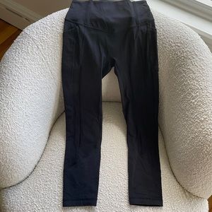 All The Right Places Crop BLACK